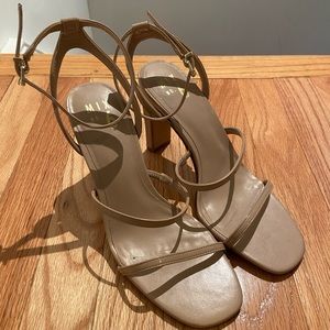 Mix No. 6 Nude Three strap sandal